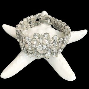 Vtg 50s 60s clear rhinestone bracelet wide silver tone glam retro Marilyn bling